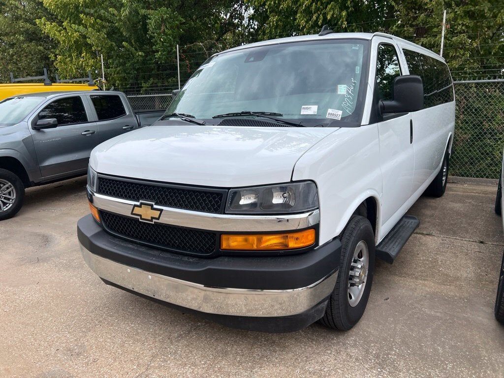 2025 CHEVROLET Express