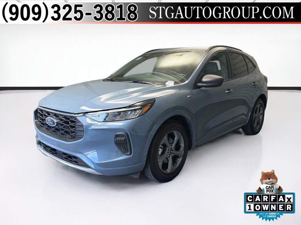 2024 FORD Escape