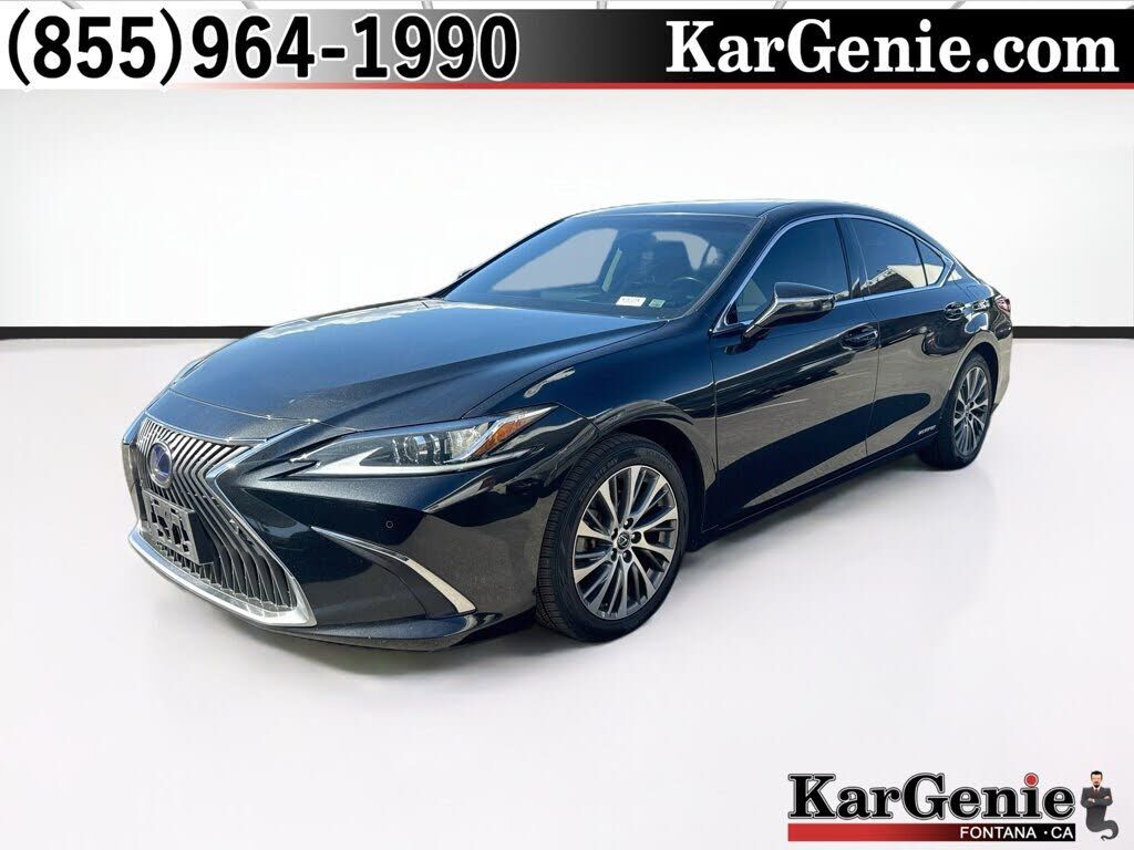 2021 LEXUS ES