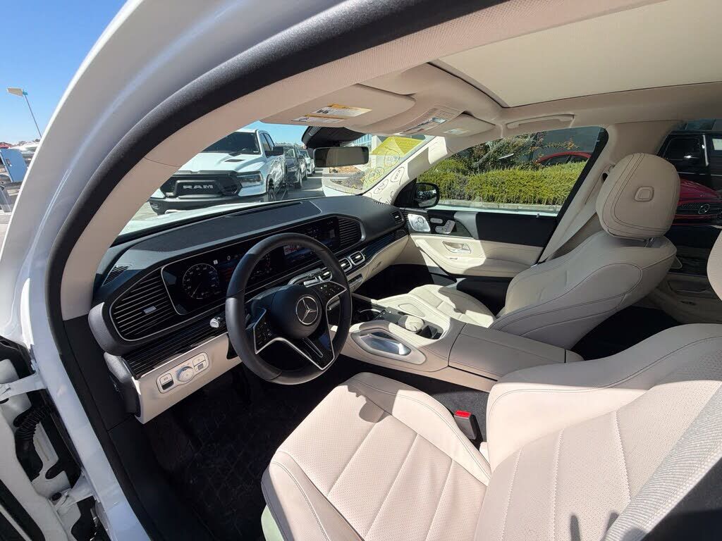2025 Mercedes-Benz GLE-Class