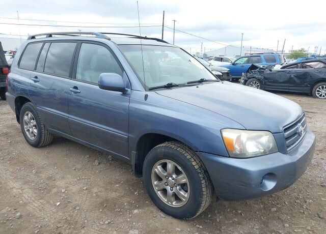 2004 TOYOTA Highlander