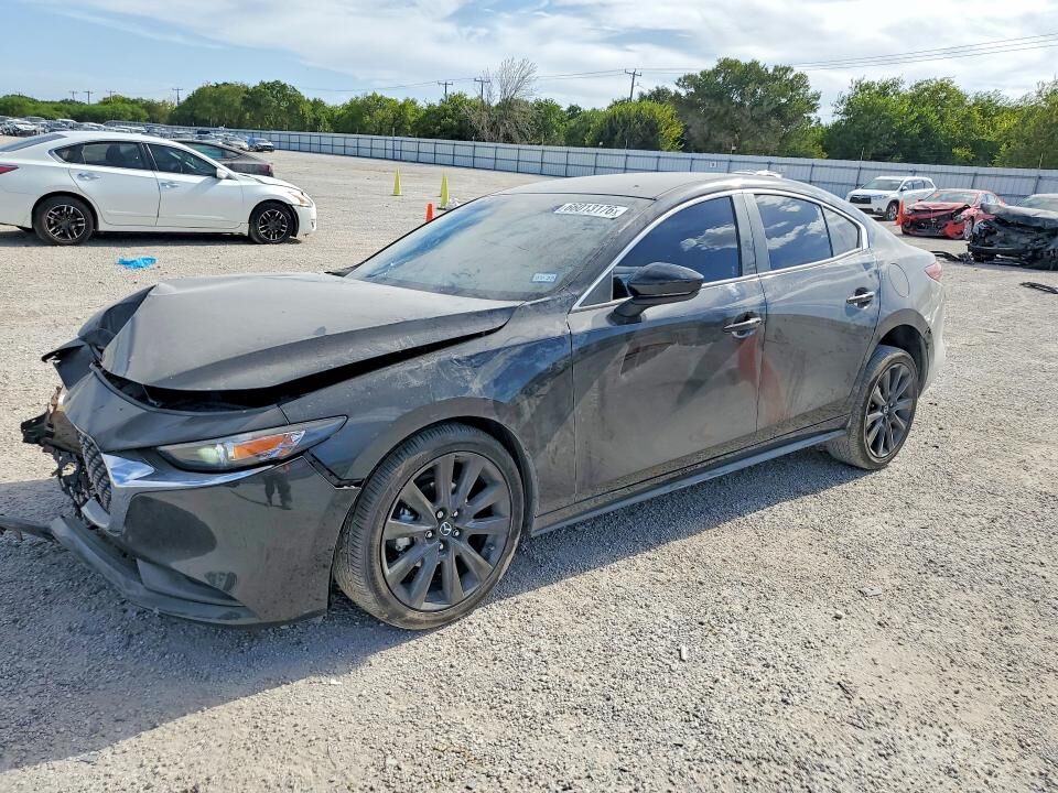 2026 MAZDA Mazda3