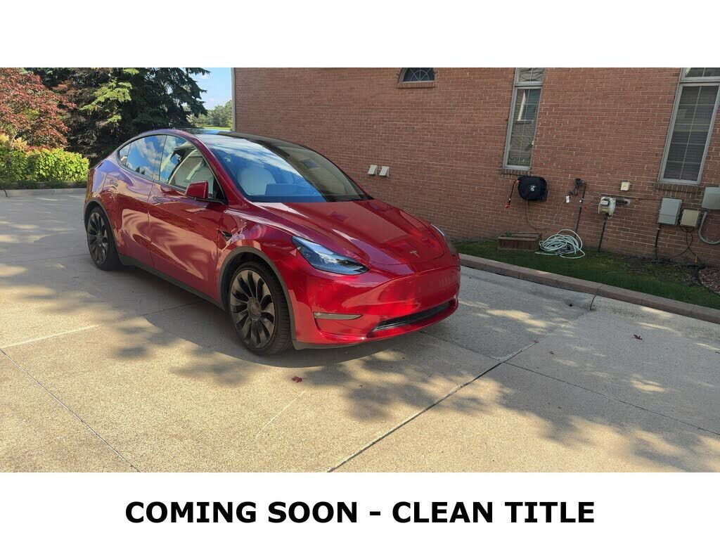 2023 TESLA Model Y