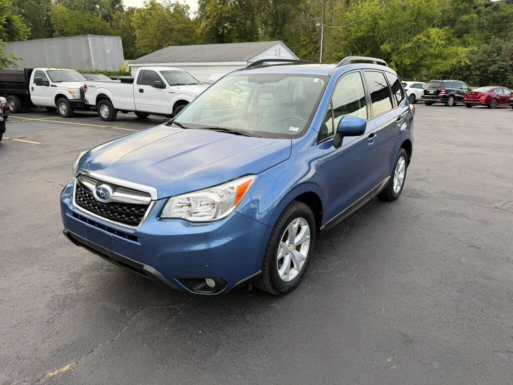 2015 SUBARU Forester
