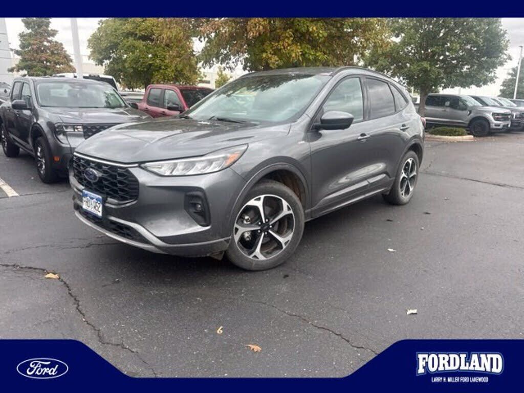2024 FORD Escape