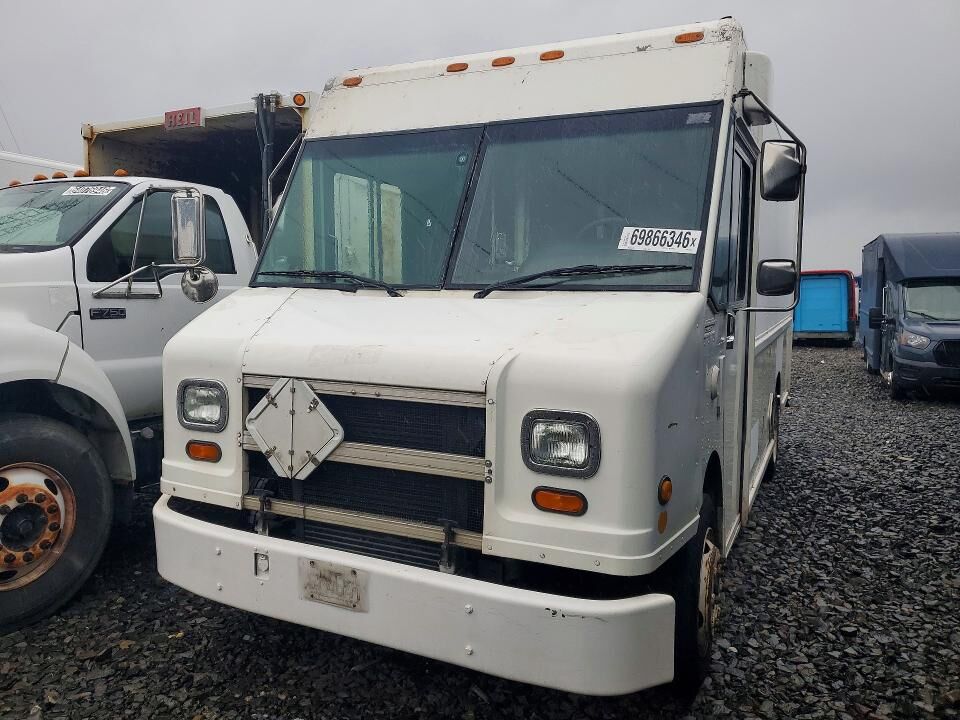 2006 FREIGHTLINER MT 45 Chassis