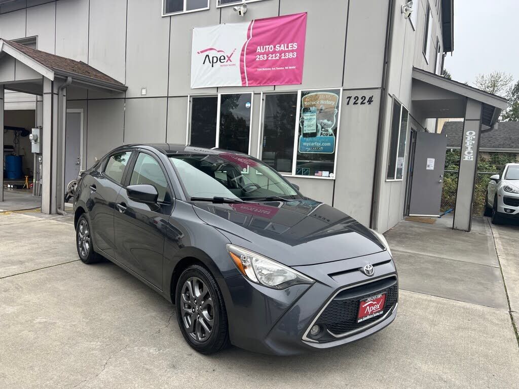 2019 TOYOTA Yaris