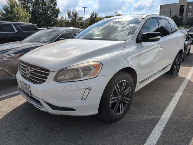 2017 VOLVO XC60