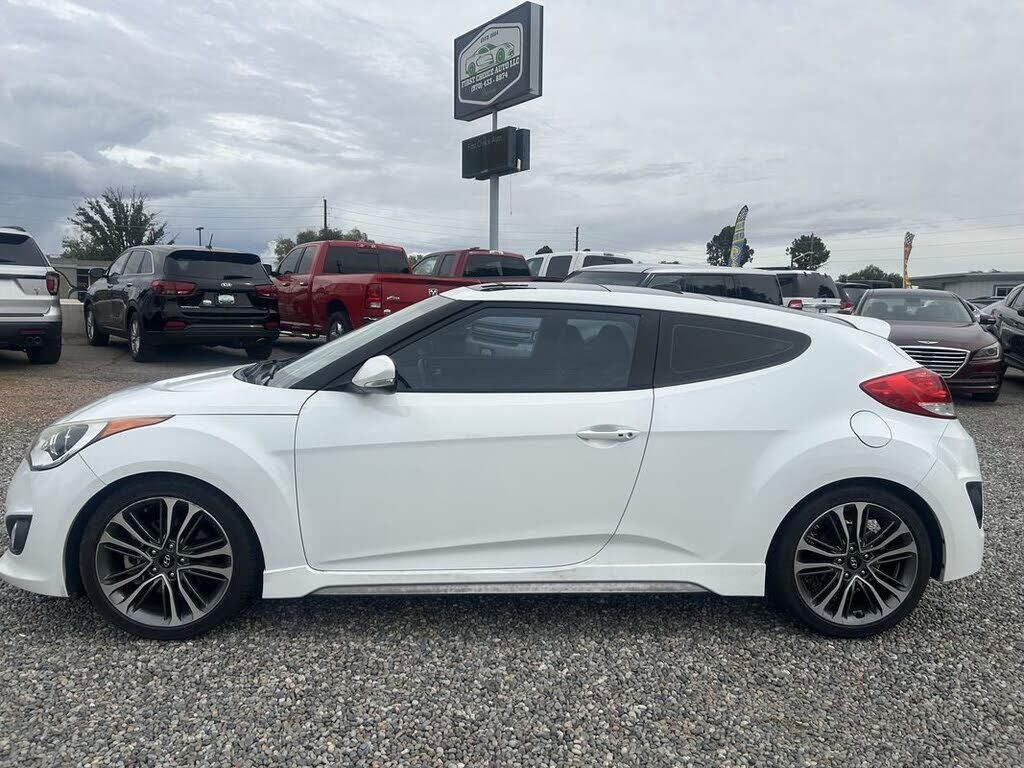 2016 HYUNDAI Veloster