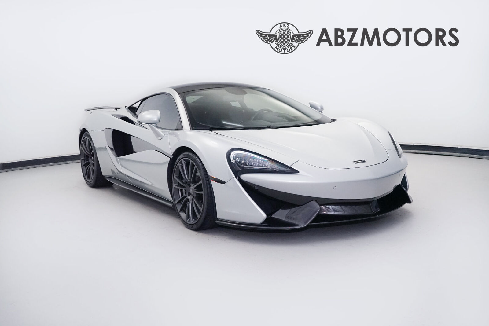 2017 MCLAREN 570S