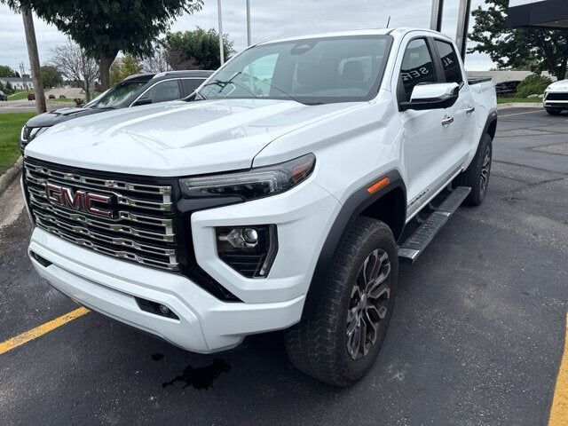 2023 GMC Canyon