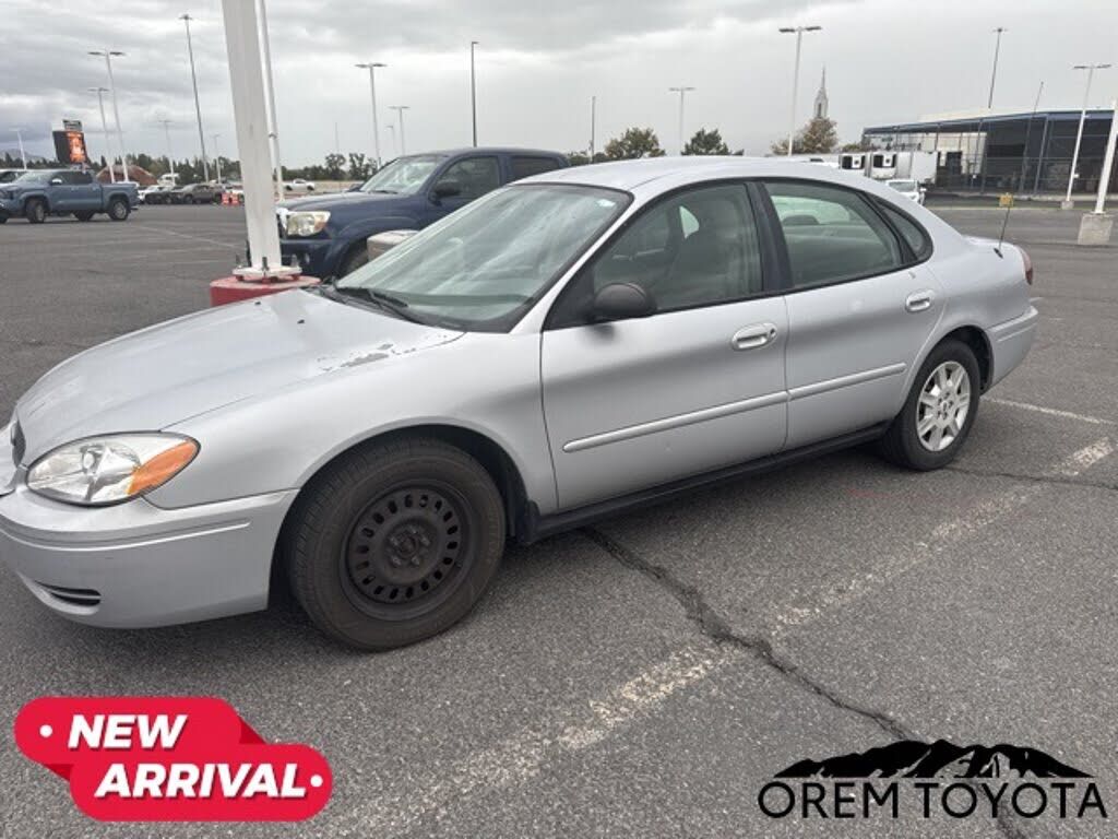 2007 FORD Taurus