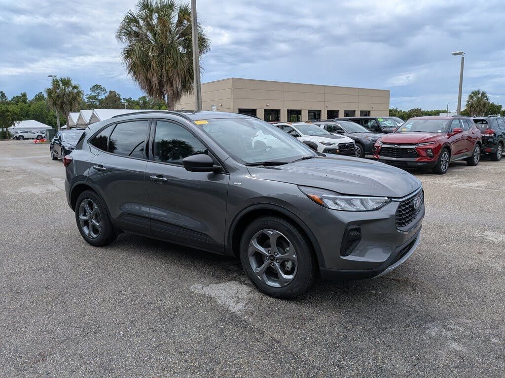2025 FORD Escape