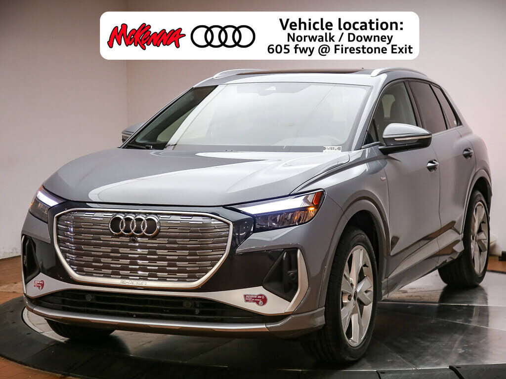 2023 AUDI Q4