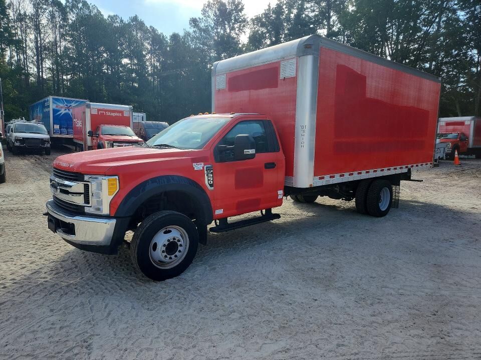 2017 FORD F-550