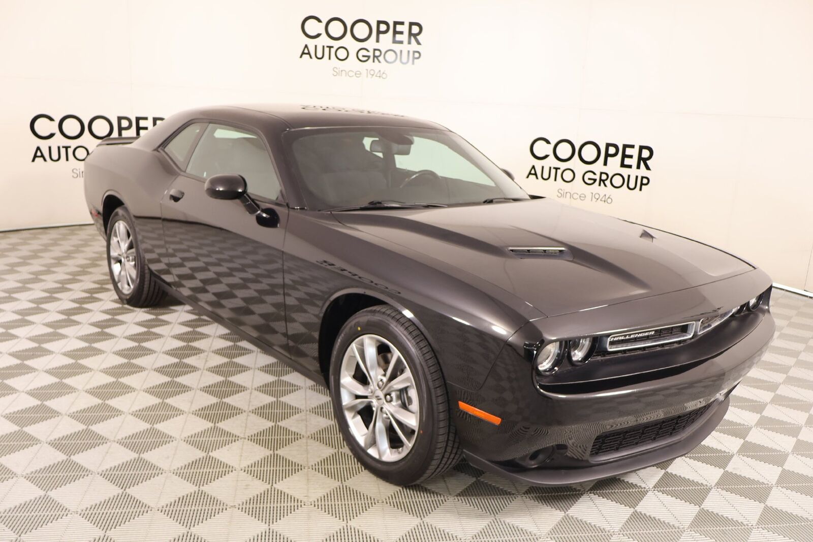 2023 DODGE Challenger
