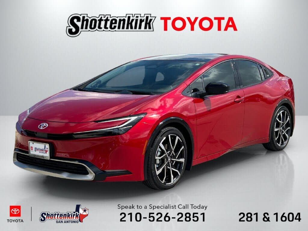 2027 TOYOTA Prius