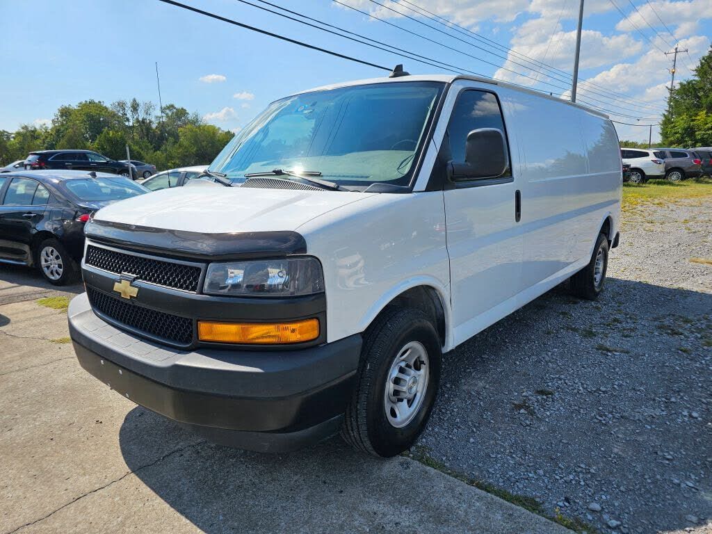 2023 CHEVROLET Express