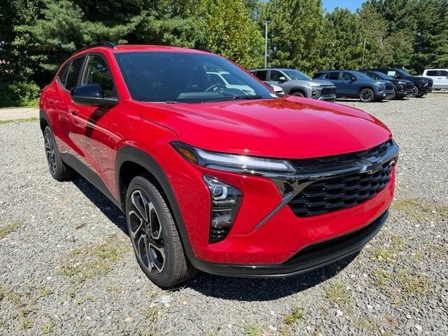 2026 CHEVROLET Trax