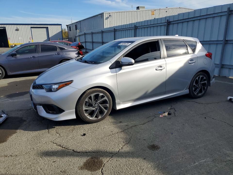 2017 TOYOTA COROLLA