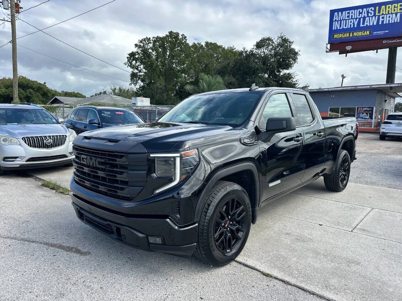 2024 GMC Sierra