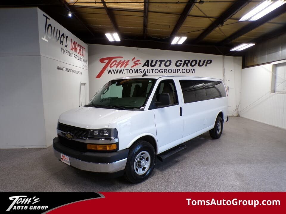 2020 CHEVROLET Express
