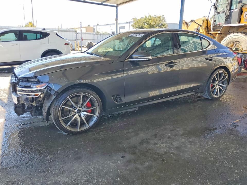 2025 GENESIS G70