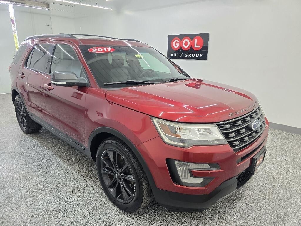 2017 FORD Explorer