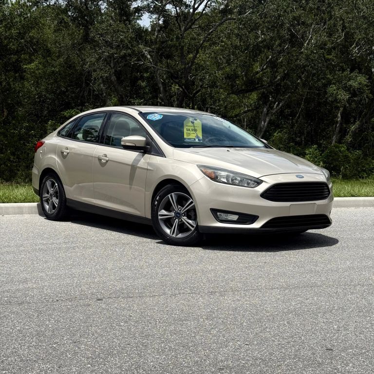 2017 FORD Focus