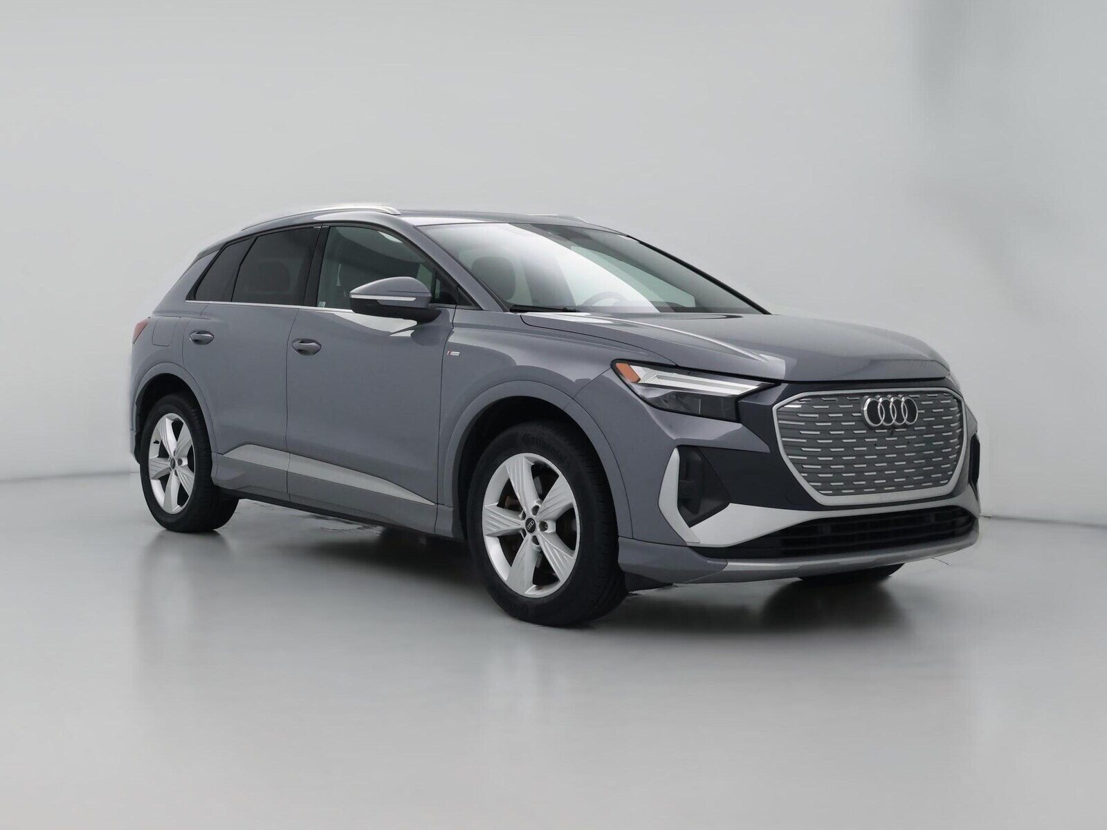 2023 AUDI Q4