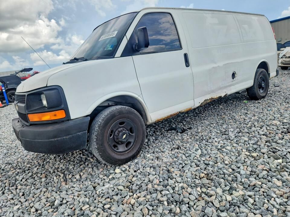 2011 CHEVROLET Express