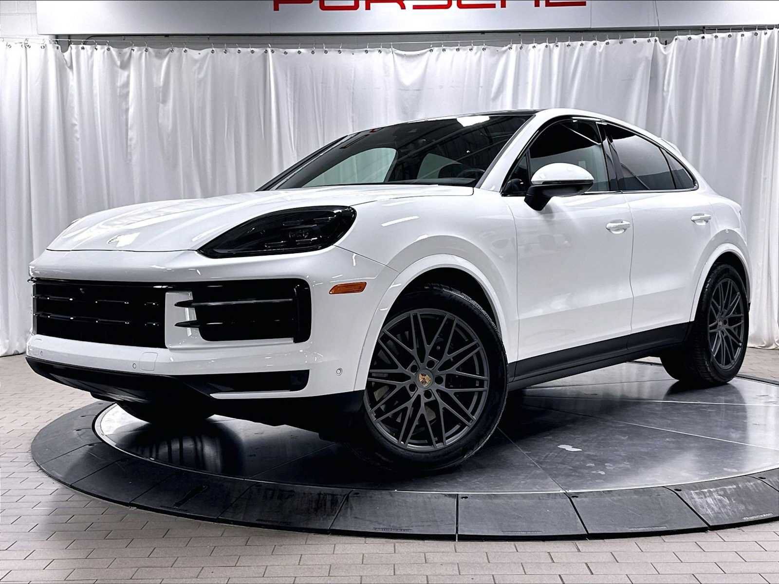 2025 PORSCHE Cayenne