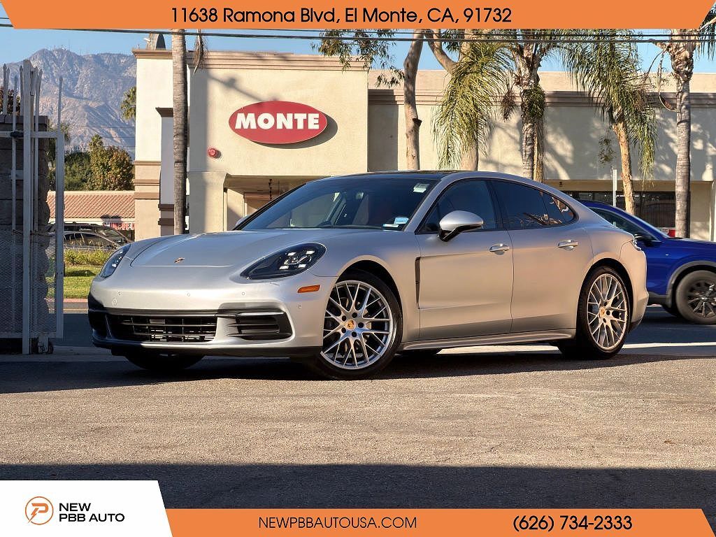 2017 PORSCHE Panamera
