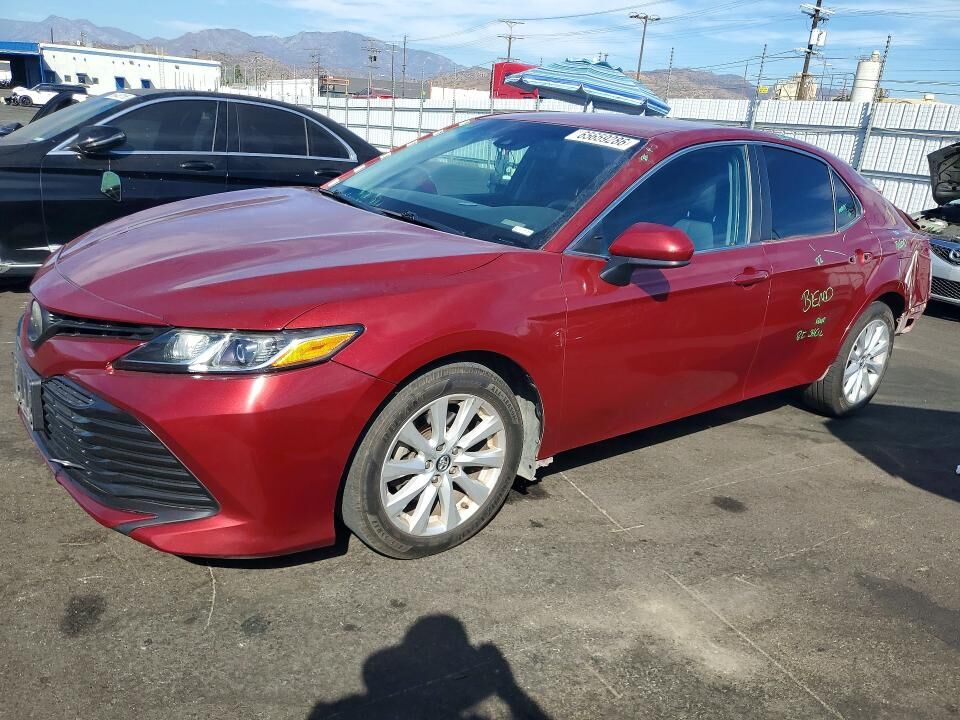 2018 TOYOTA Camry
