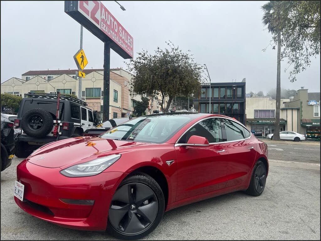 2019 TESLA Model 3
