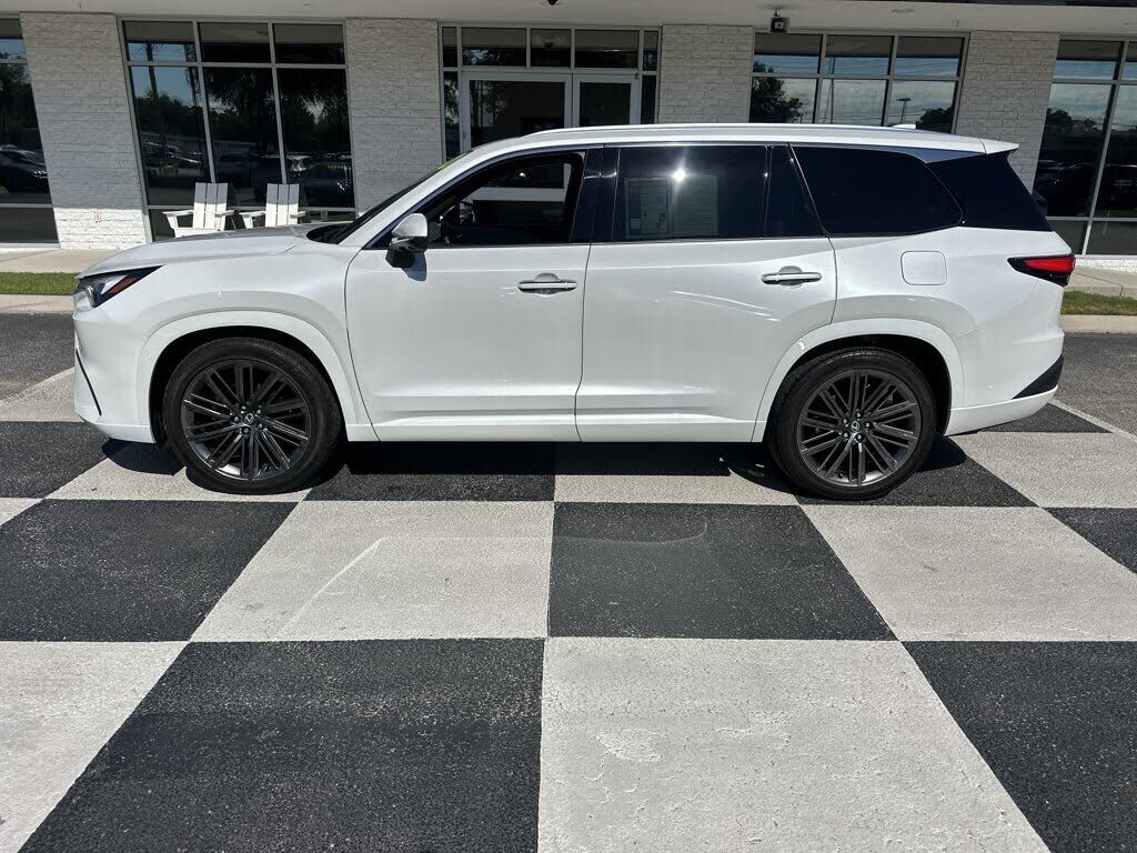 2026 LEXUS TX