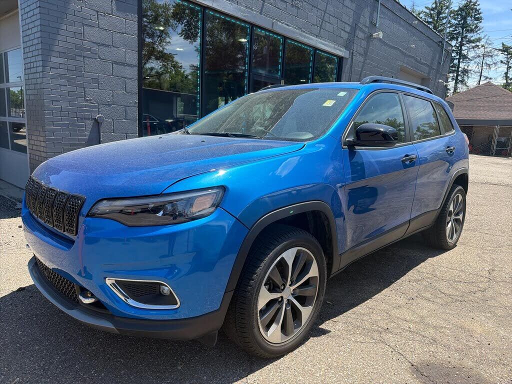2022 JEEP Cherokee