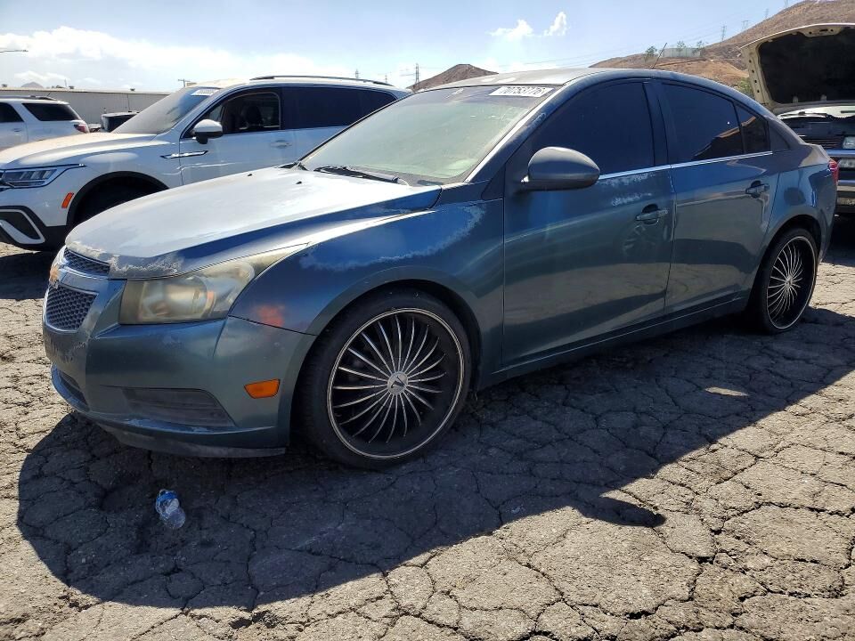 2012 CHEVROLET Cruze