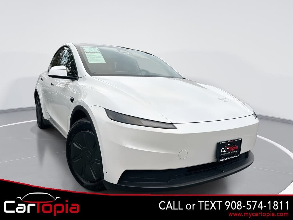 2026 TESLA Model Y