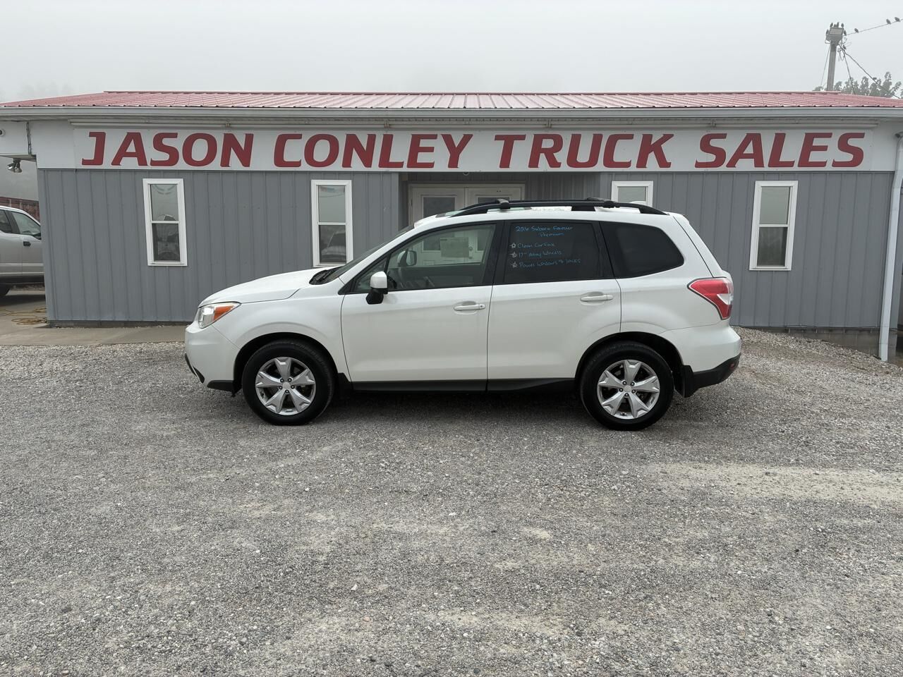 2016 SUBARU Forester