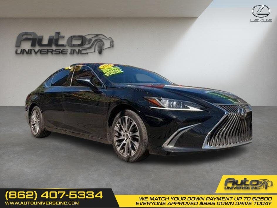 2019 LEXUS ES