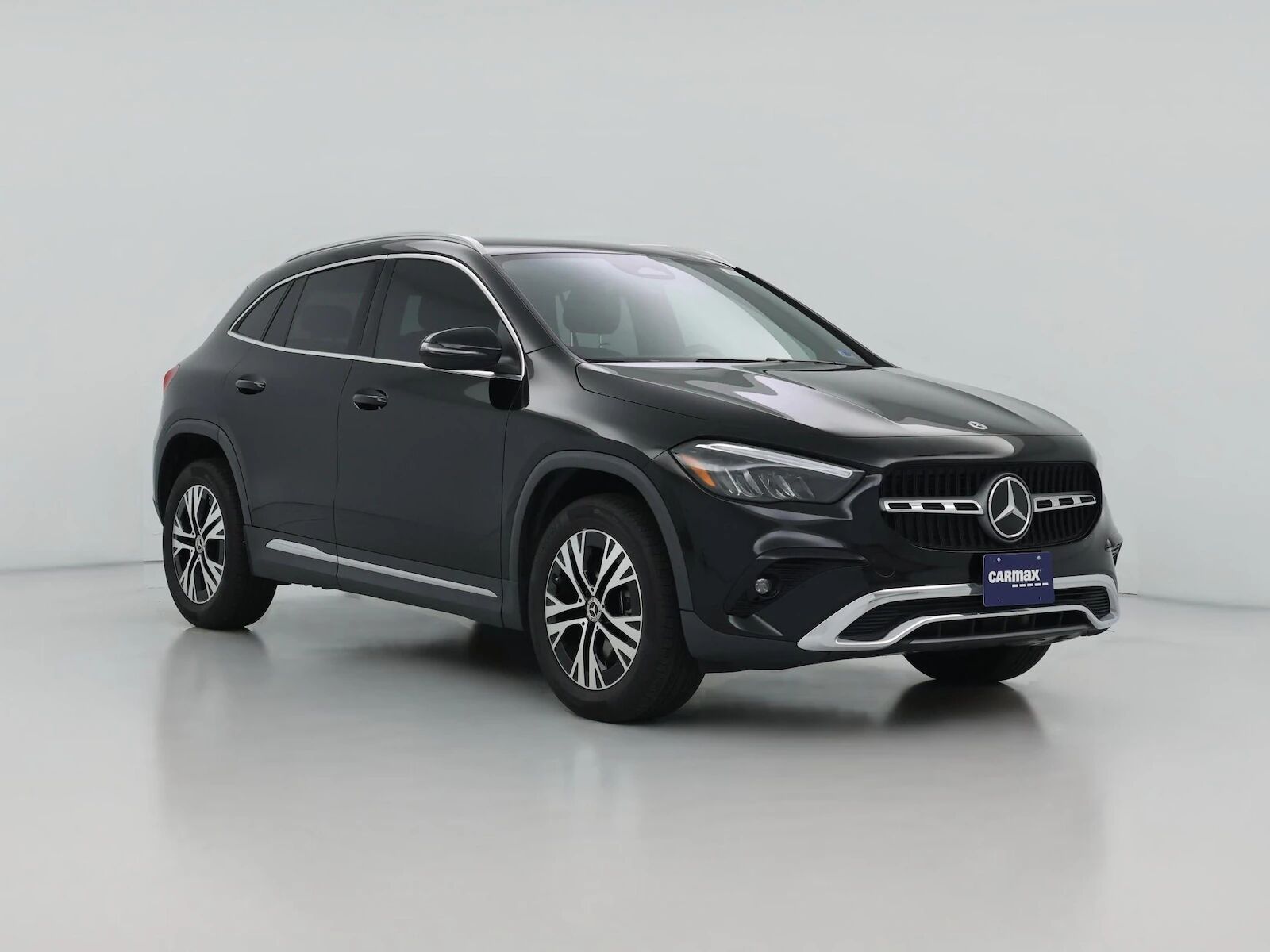2025 MERCEDES-BENZ GLA-Class