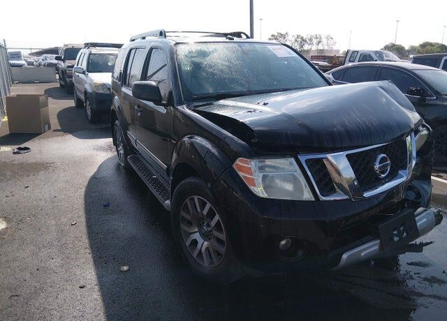 2012 NISSAN Pathfinder