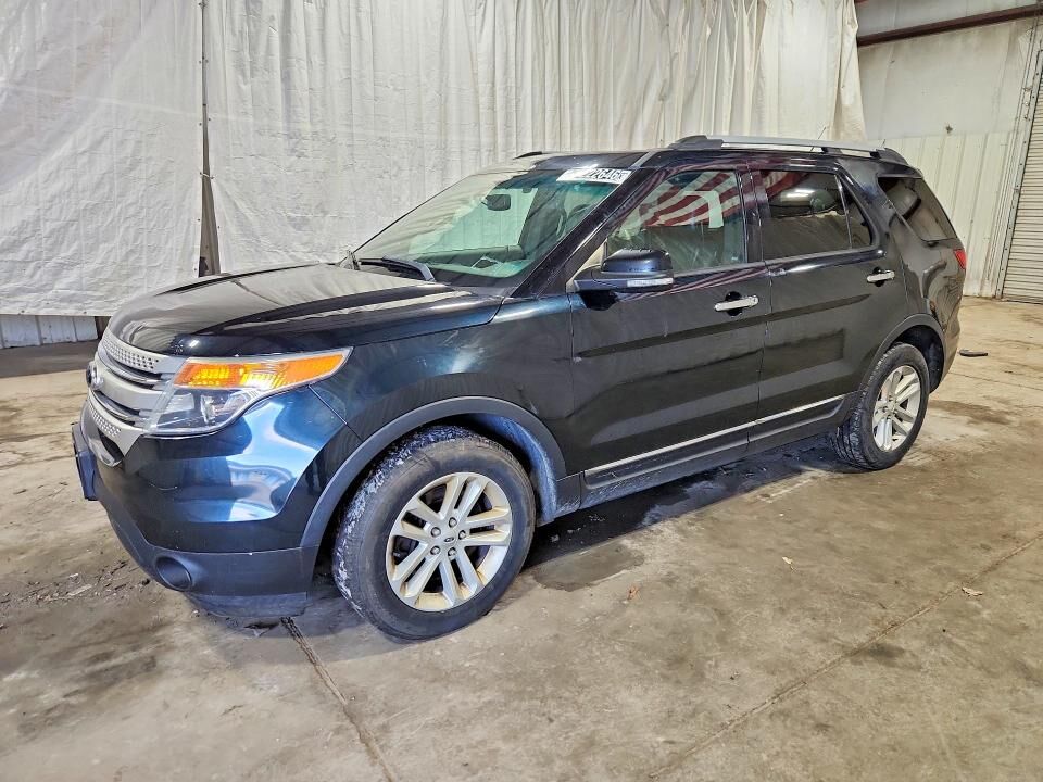 2014 FORD Explorer
