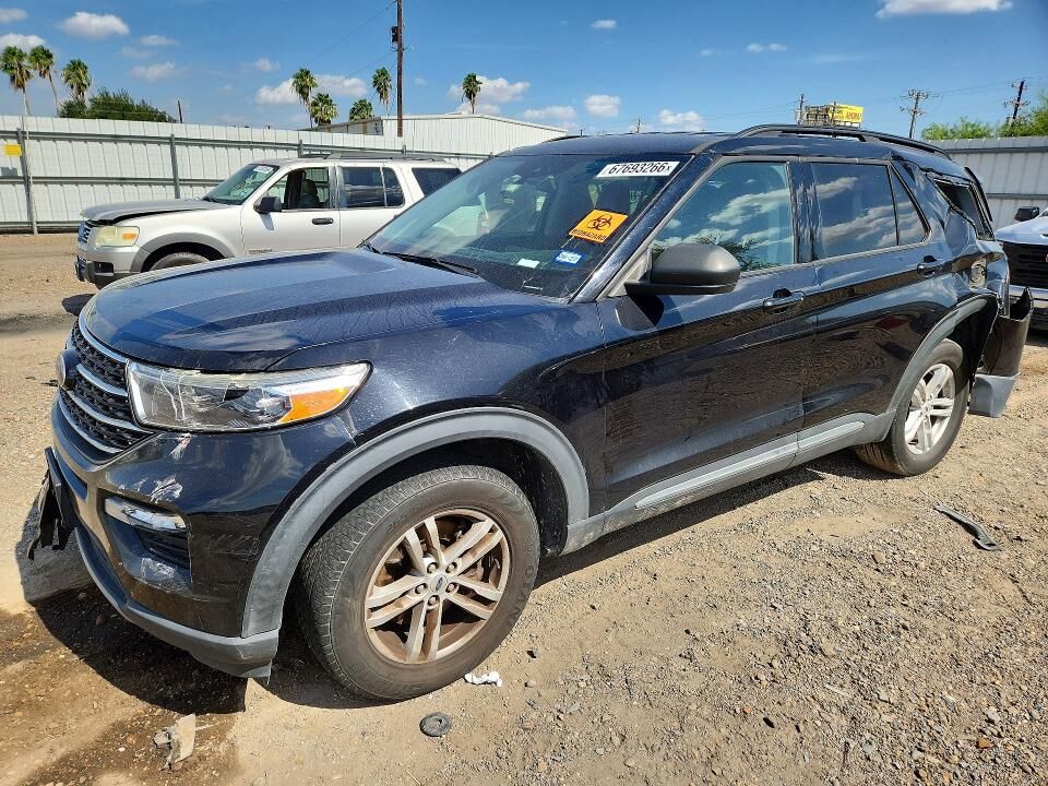 2021 FORD Explorer
