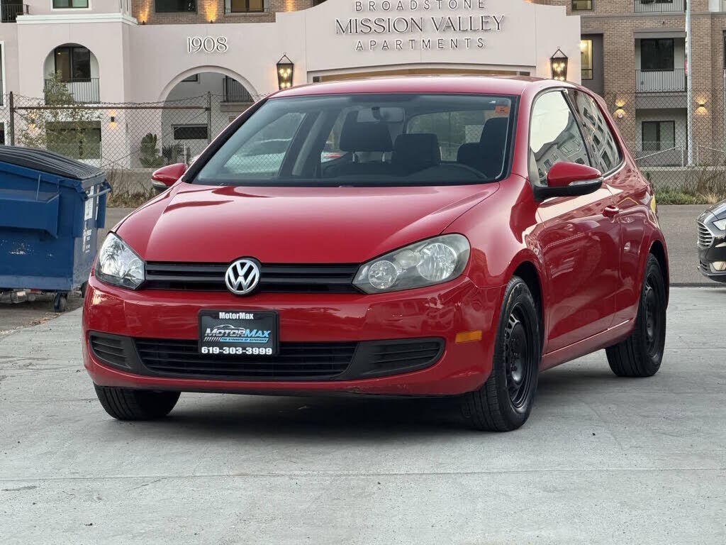 2012 VOLKSWAGEN Golf