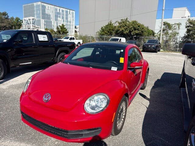2013 VOLKSWAGEN Beetle
