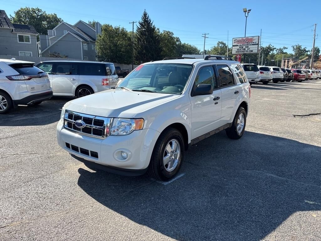 2011 FORD Escape