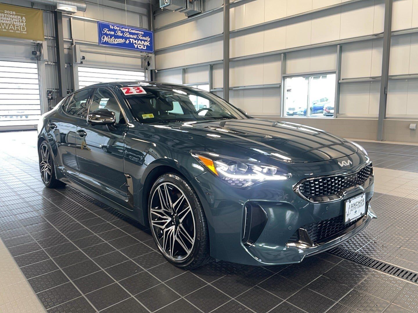 2023 KIA Stinger