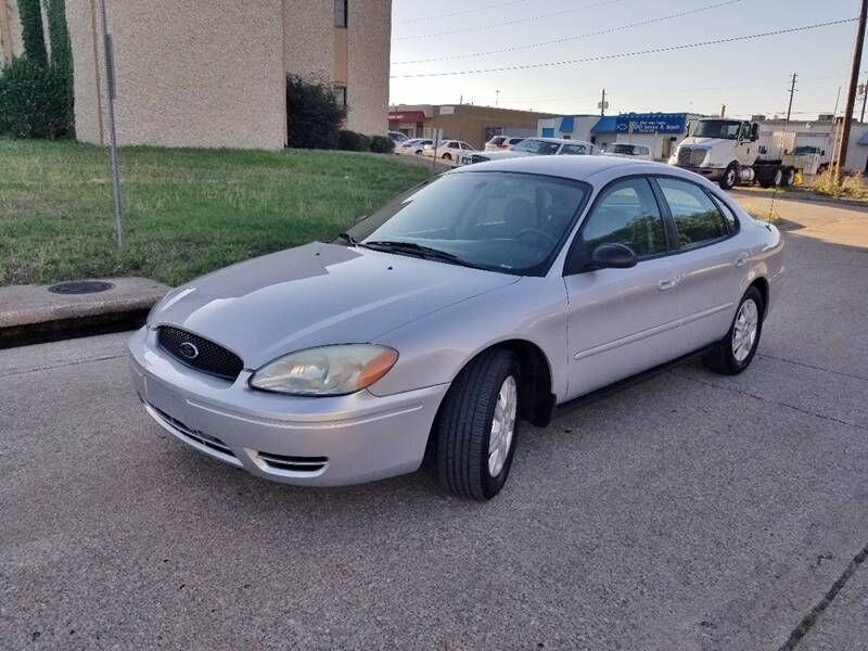 2007 FORD Taurus